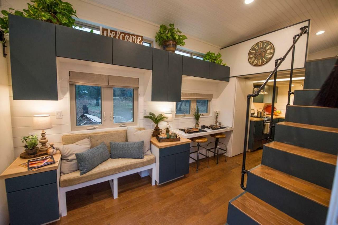 Montana Escape Elegant Tiny House In Waco Near Magnolia Villa Bagian luar foto